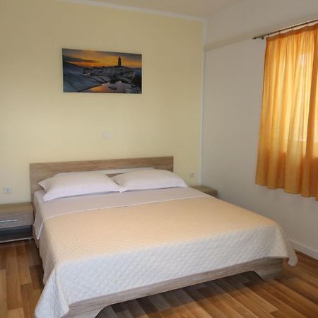 Apartment Šime - ZAD505 Sukošan Extérieur photo